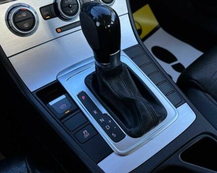 Белый Фольксваген Пассат СС, объемом двигателя 2 л и пробегом 197 тыс. км за 275 $, фото 13 на Automoto.ua