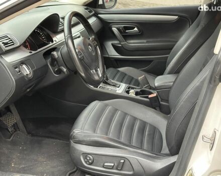 Белый Фольксваген Пассат СС, объемом двигателя 2 л и пробегом 223 тыс. км за 11290 $, фото 6 на Automoto.ua