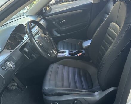 Белый Фольксваген Пассат СС, объемом двигателя 2 л и пробегом 220 тыс. км за 11500 $, фото 6 на Automoto.ua