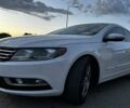 Белый Фольксваген Пассат СС, объемом двигателя 2 л и пробегом 160 тыс. км за 9699 $, фото 1 на Automoto.ua