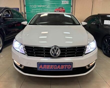 Белый Фольксваген Пассат СС, объемом двигателя 2 л и пробегом 228 тыс. км за 12000 $, фото 4 на Automoto.ua