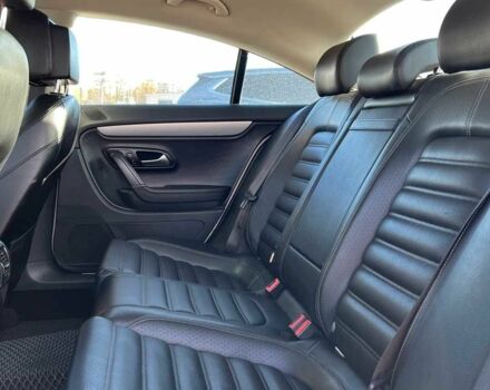 Белый Фольксваген Пассат СС, объемом двигателя 2 л и пробегом 197 тыс. км за 275 $, фото 18 на Automoto.ua