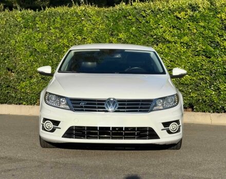 Белый Фольксваген Пассат СС, объемом двигателя 2 л и пробегом 82 тыс. км за 4100 $, фото 1 на Automoto.ua