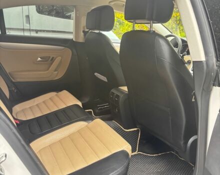 Белый Фольксваген Пассат СС, объемом двигателя 2 л и пробегом 289 тыс. км за 9500 $, фото 6 на Automoto.ua