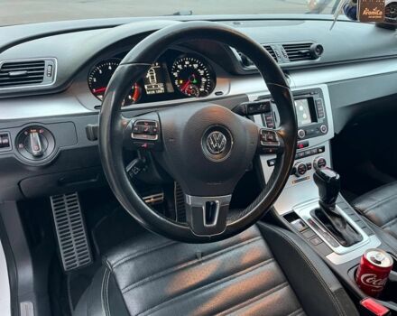 Білий Фольксваген Пассат СС, об'ємом двигуна 2 л та пробігом 185 тис. км за 9300 $, фото 11 на Automoto.ua