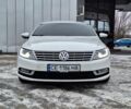Белый Фольксваген Пассат СС, объемом двигателя 2 л и пробегом 190 тыс. км за 250 $, фото 1 на Automoto.ua