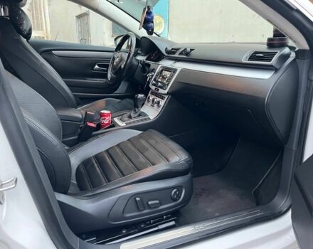 Білий Фольксваген Пассат СС, об'ємом двигуна 2 л та пробігом 185 тис. км за 9300 $, фото 14 на Automoto.ua