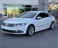 Белый Фольксваген Пассат СС, объемом двигателя 2 л и пробегом 70 тыс. км за 3700 $, фото 1 на Automoto.ua