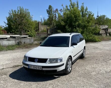 Белый Фольксваген Пассат СС, объемом двигателя 1.6 л и пробегом 250 тыс. км за 3200 $, фото 2 на Automoto.ua