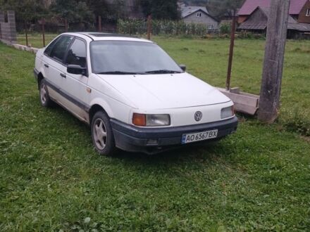 Білий Фольксваген Пассат СС, об'ємом двигуна 1.8 л та пробігом 320 тис. км за 750 $, фото 1 на Automoto.ua