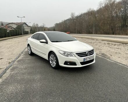 Белый Фольксваген Пассат СС, объемом двигателя 2 л и пробегом 224 тыс. км за 7700 $, фото 1 на Automoto.ua