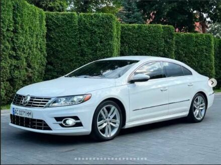 Белый Фольксваген Пассат СС, объемом двигателя 2 л и пробегом 179 тыс. км за 11200 $, фото 1 на Automoto.ua