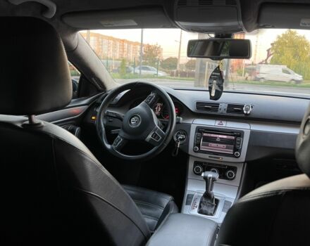 Черный Фольксваген Пассат СС, объемом двигателя 2 л и пробегом 256 тыс. км за 9500 $, фото 12 на Automoto.ua