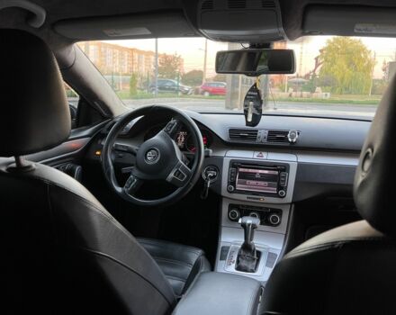 Черный Фольксваген Пассат СС, объемом двигателя 2 л и пробегом 256 тыс. км за 9500 $, фото 10 на Automoto.ua