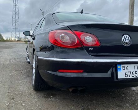 Черный Фольксваген Пассат СС, объемом двигателя 2 л и пробегом 240 тыс. км за 8500 $, фото 2 на Automoto.ua