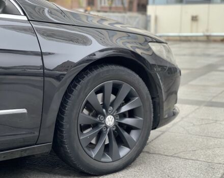 Чорний Фольксваген Пассат СС, об'ємом двигуна 2 л та пробігом 245 тис. км за 7799 $, фото 7 на Automoto.ua