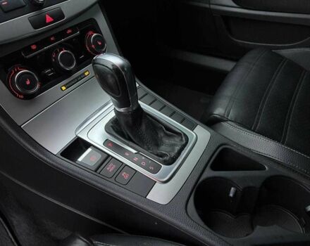 Чорний Фольксваген Пассат СС, об'ємом двигуна 2 л та пробігом 200 тис. км за 5700 $, фото 12 на Automoto.ua