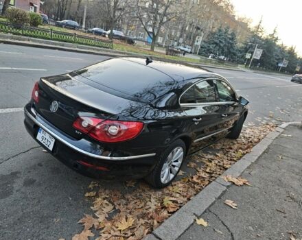 Черный Фольксваген Пассат СС, объемом двигателя 2 л и пробегом 293 тыс. км за 8500 $, фото 1 на Automoto.ua