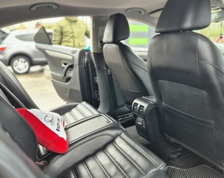 Черный Фольксваген Пассат СС, объемом двигателя 2 л и пробегом 260 тыс. км за 7500 $, фото 5 на Automoto.ua