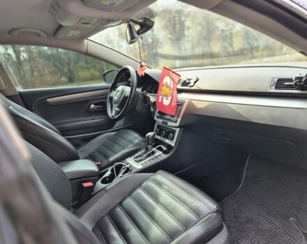 Черный Фольксваген Пассат СС, объемом двигателя 2 л и пробегом 260 тыс. км за 7500 $, фото 7 на Automoto.ua