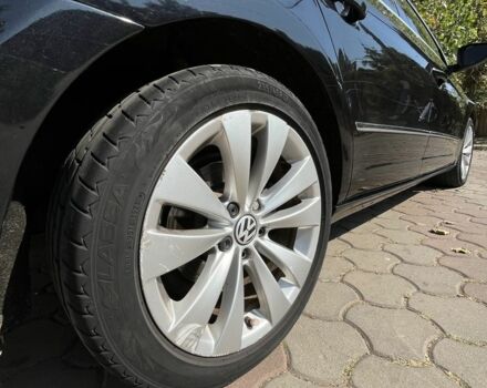 Чорний Фольксваген Пассат СС, об'ємом двигуна 2 л та пробігом 207 тис. км за 6400 $, фото 4 на Automoto.ua