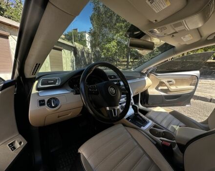 Черный Фольксваген Пассат СС, объемом двигателя 2 л и пробегом 197 тыс. км за 9000 $, фото 4 на Automoto.ua