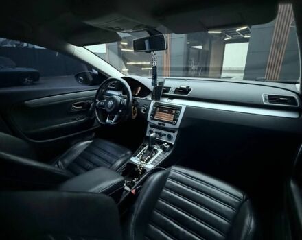 Черный Фольксваген Пассат СС, объемом двигателя 2 л и пробегом 271 тыс. км за 15000 $, фото 7 на Automoto.ua