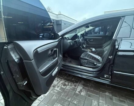 Черный Фольксваген Пассат СС, объемом двигателя 2 л и пробегом 271 тыс. км за 15000 $, фото 18 на Automoto.ua