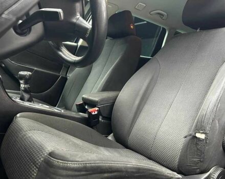 Чорний Фольксваген Пассат СС, об'ємом двигуна 2 л та пробігом 255 тис. км за 5700 $, фото 6 на Automoto.ua