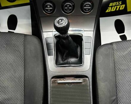 Чорний Фольксваген Пассат СС, об'ємом двигуна 2 л та пробігом 255 тис. км за 5700 $, фото 13 на Automoto.ua