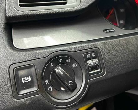 Чорний Фольксваген Пассат СС, об'ємом двигуна 2 л та пробігом 255 тис. км за 5700 $, фото 17 на Automoto.ua