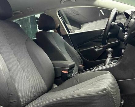 Чорний Фольксваген Пассат СС, об'ємом двигуна 2 л та пробігом 255 тис. км за 5700 $, фото 21 на Automoto.ua