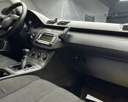 Чорний Фольксваген Пассат СС, об'ємом двигуна 2 л та пробігом 255 тис. км за 5700 $, фото 20 на Automoto.ua