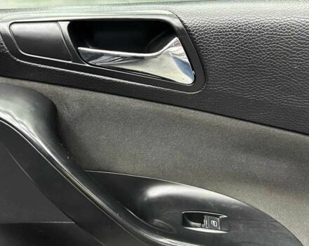 Чорний Фольксваген Пассат СС, об'ємом двигуна 2 л та пробігом 255 тис. км за 5700 $, фото 18 на Automoto.ua