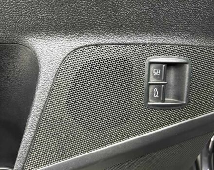 Чорний Фольксваген Пассат СС, об'ємом двигуна 2 л та пробігом 255 тис. км за 5700 $, фото 16 на Automoto.ua