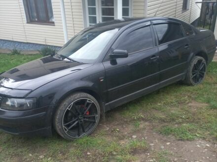 Черный Фольксваген Пассат СС, объемом двигателя 0 л и пробегом 421 тыс. км за 3700 $, фото 1 на Automoto.ua