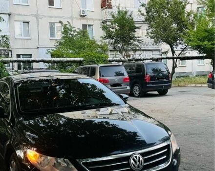 Черный Фольксваген Пассат СС, объемом двигателя 2 л и пробегом 380 тыс. км за 7500 $, фото 1 на Automoto.ua