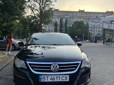 Черный Фольксваген Пассат СС, объемом двигателя 2 л и пробегом 288 тыс. км за 6100 $, фото 1 на Automoto.ua