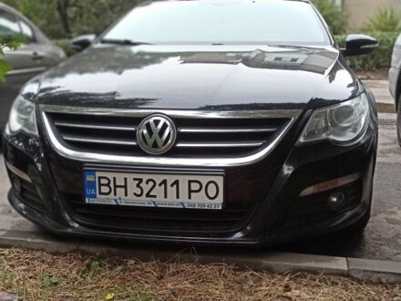Черный Фольксваген Пассат СС, объемом двигателя 1.8 л и пробегом 213 тыс. км за 7800 $, фото 1 на Automoto.ua