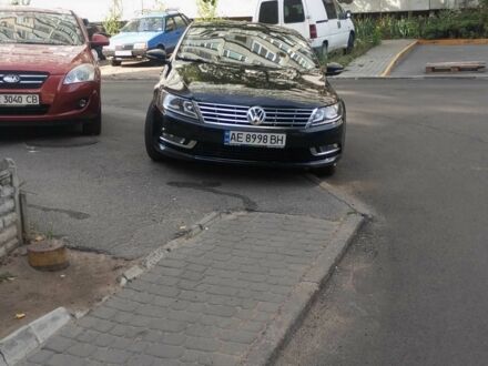 Черный Фольксваген Пассат СС, объемом двигателя 2 л и пробегом 150 тыс. км за 11500 $, фото 1 на Automoto.ua