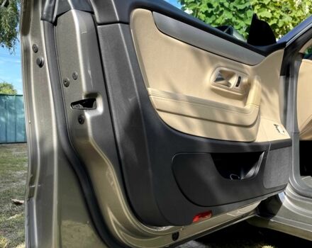 Коричневый Фольксваген Пассат СС, объемом двигателя 2 л и пробегом 153 тыс. км за 11000 $, фото 6 на Automoto.ua