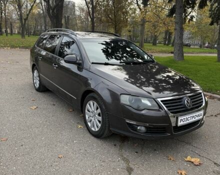 Коричневый Фольксваген Пассат СС, объемом двигателя 2 л и пробегом 333 тыс. км за 5500 $, фото 1 на Automoto.ua