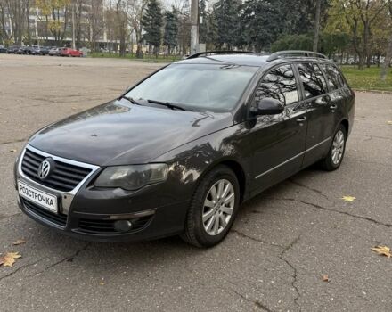 Коричневый Фольксваген Пассат СС, объемом двигателя 2 л и пробегом 333 тыс. км за 5500 $, фото 2 на Automoto.ua