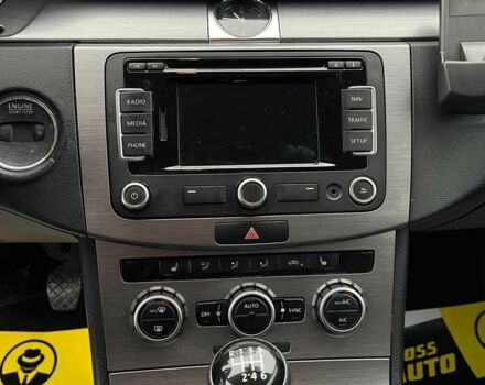 Коричневый Фольксваген Пассат СС, объемом двигателя 2 л и пробегом 337 тыс. км за 9000 $, фото 14 на Automoto.ua