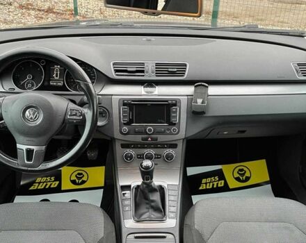 Коричневый Фольксваген Пассат СС, объемом двигателя 2 л и пробегом 337 тыс. км за 9000 $, фото 9 на Automoto.ua