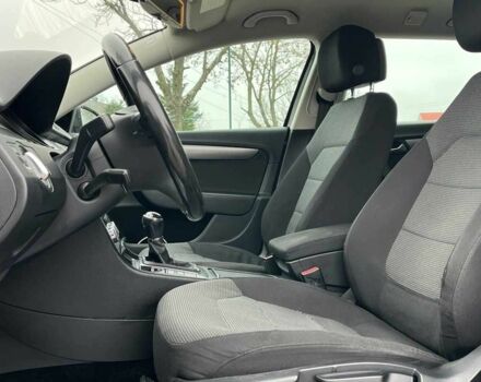 Коричневый Фольксваген Пассат СС, объемом двигателя 2 л и пробегом 337 тыс. км за 9000 $, фото 8 на Automoto.ua