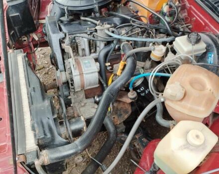 Красный Фольксваген Пассат СС, объемом двигателя 1.6 л и пробегом 252 тыс. км за 700 $, фото 7 на Automoto.ua