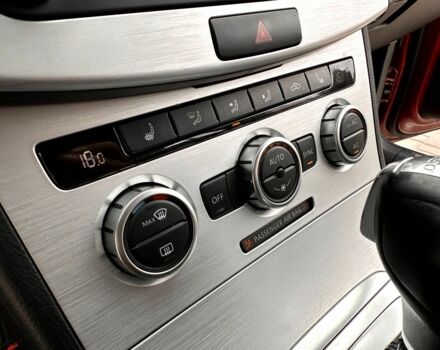 Красный Фольксваген Пассат СС, объемом двигателя 2 л и пробегом 182 тыс. км за 10700 $, фото 17 на Automoto.ua