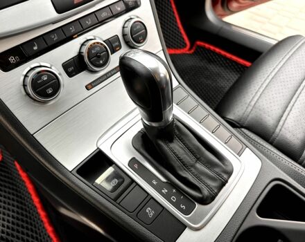 Красный Фольксваген Пассат СС, объемом двигателя 2 л и пробегом 182 тыс. км за 10700 $, фото 16 на Automoto.ua