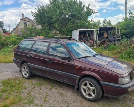 Красный Фольксваген Пассат СС, объемом двигателя 0 л и пробегом 400 тыс. км за 1900 $, фото 1 на Automoto.ua